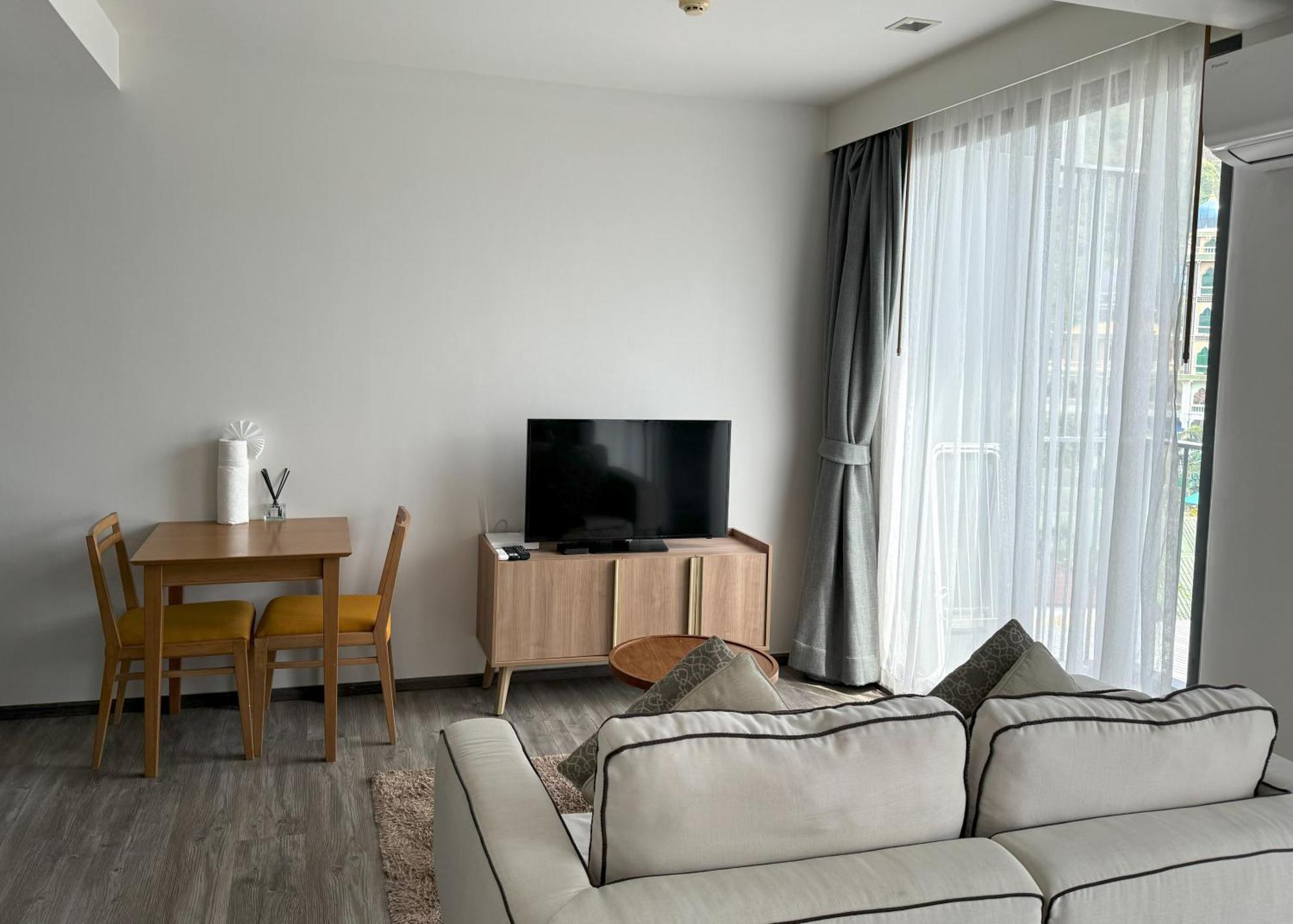 The Deck Condominium By Lofty Patong Zimmer foto